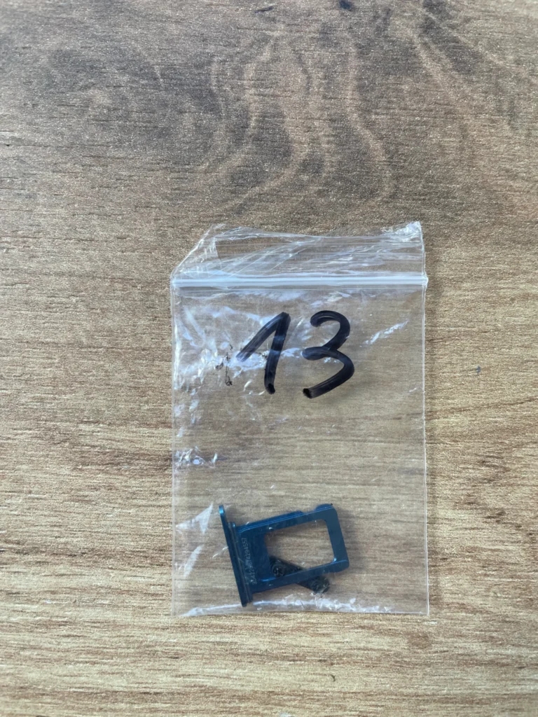 iPhone 13 Sim kortelės laikiklis (dark blue) (Originalus / Naudotas)