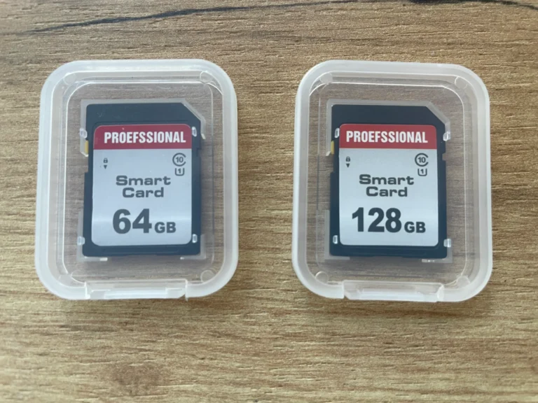 SD kortelės 64Gb ir 128GB 2vnt (naujos)
