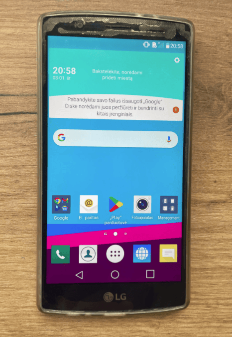 LG G4 32GB su gera video ir foro kamera tik 15eu